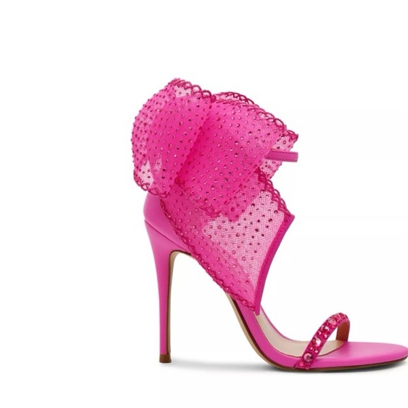Steve Madden Vibrant Pink Heels with Bow Detail - Picture 1 of 3